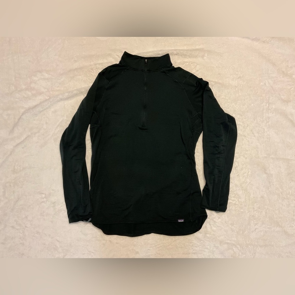 Patagonia 1/4 zip black light pullover. Good condition. Bulleit Bourbon logo.